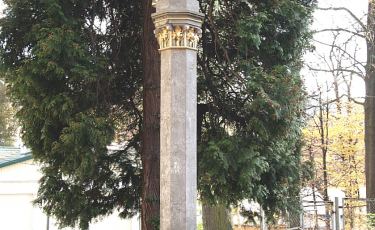 Kolumna z figurą Matki Bożej (Fot. mateo) Kolumna z figurą Matki Bożej (Fot. mateo)