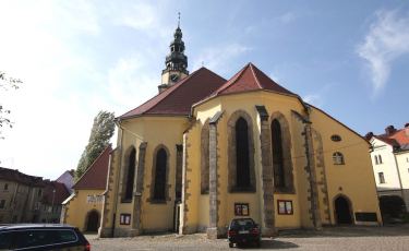 Kościół parafialny św. Michała Archanioła (Fot. mateo) Kościół parafialny św. Michała Archanioła (Fot. mateo)
