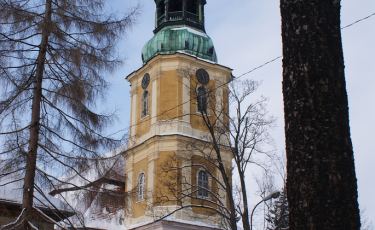 Kościół Zbawiciela w Jeleniej Górze - Cieplicach (Fot. TijsB/flickr Licencja: CC BY-SA 2.0) Kościół Zbawiciela w Jeleniej Górze - Cieplicach (Fot. TijsB/flickr Licencja: CC BY-SA 2.0)