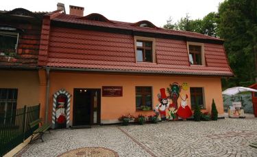 Muzeum Zabawek "Bajka" (Fot. krystian) Muzeum Zabawek "Bajka" (Fot. krystian)