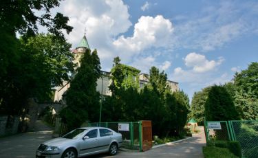 Park zamku Leśny Kamień (Fot. krystian) Park zamku Leśny Kamień (Fot. krystian)