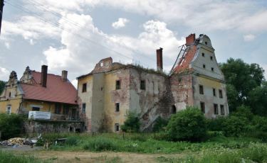 Zamek Kapitanowo (Fot. krystian) Zamek Kapitanowo (Fot. krystian)