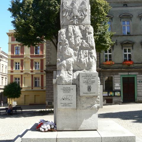 Pomnik Niepodległości w Wałbrzychu (Fot. krystian)